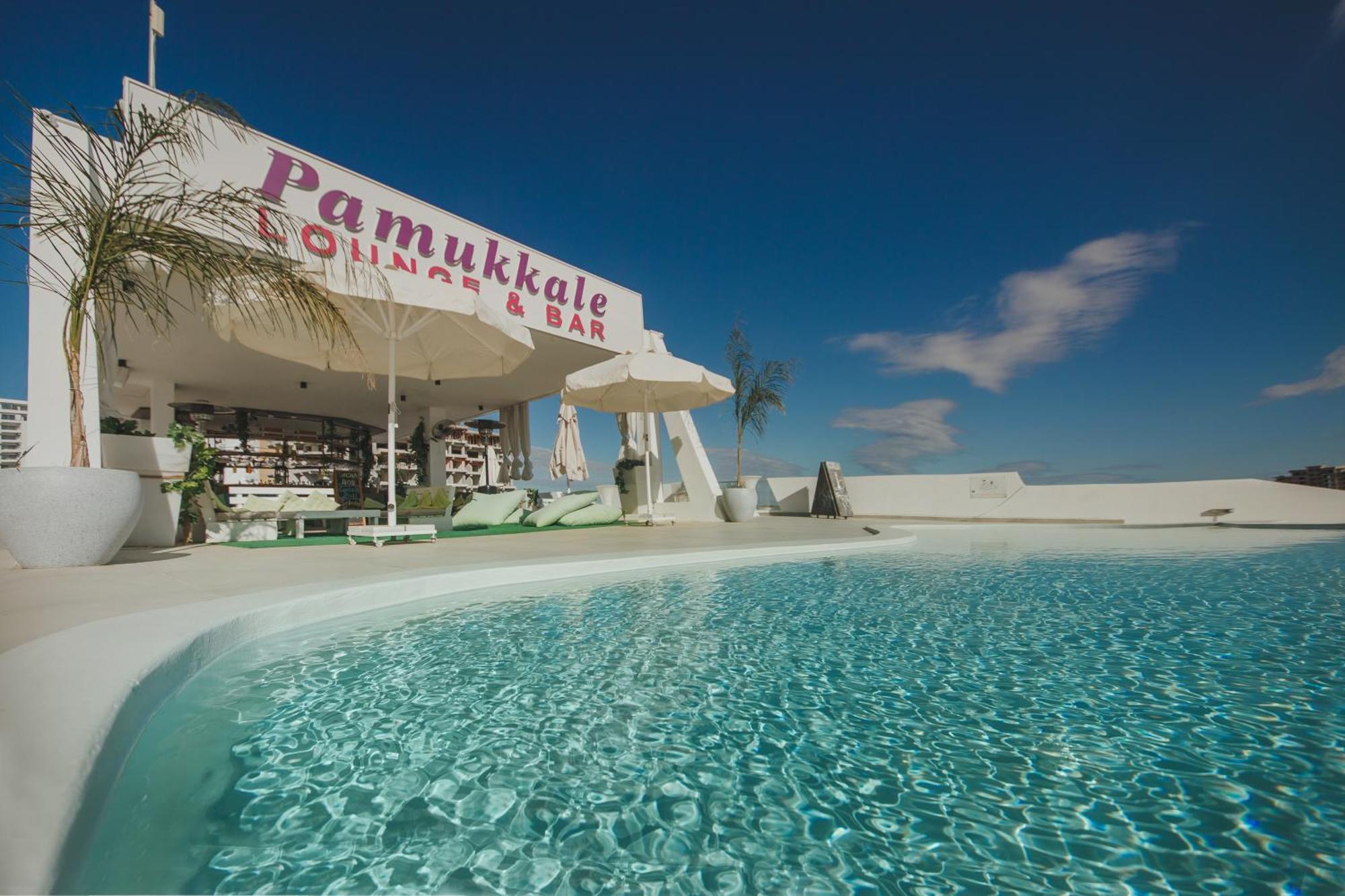 Stunning 2 Bedroom Holiday Home In 5-Star Resort Trikomo Exterior foto
